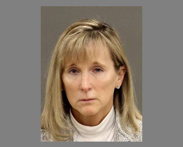 Pinckney Woman Enters Plea To Embezzlement Charges