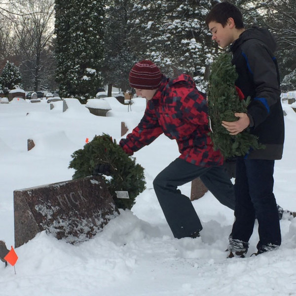 Pinckney Again To Honor Veterans With Memorial Wreaths
