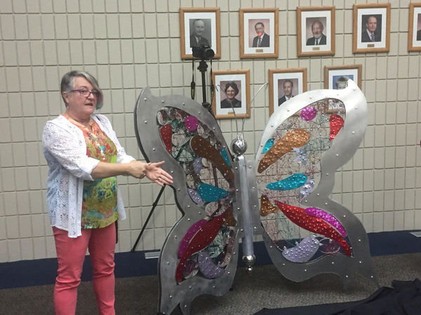 Fenton Arts Council Presents Butterfly Sculpture To DDA
