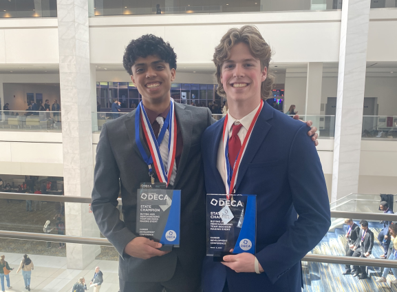 HHS DECA Champions Bound For International Competition
