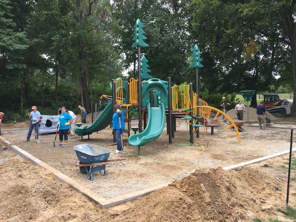 New Playground Installed At Kent Lake Beach