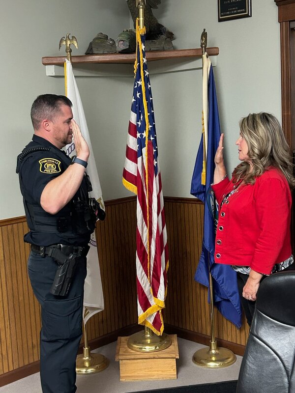 New Fowlerville Police Officer Sworn-In