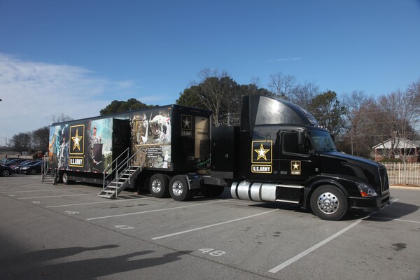 Army's Esports Trailer to Visit Hartland High School