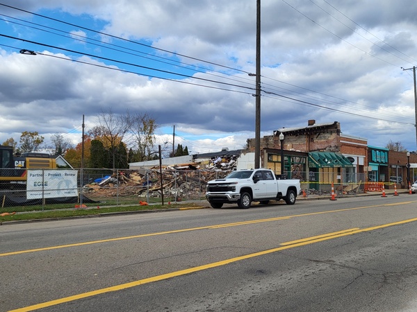 WHMI 93.5 Local News : Demolition Of Old Snedicor's Building