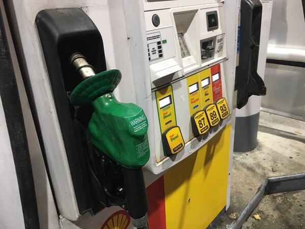 AAA:  MI Gas Prices Average $3.64 to Start Work Week