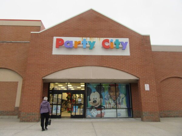 Brighton Party City Outlet Remains Open But Chain Closing for Good