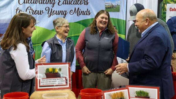 Livingston County Farm Bureau’s Innovative “Growing Seeds & Minds” Wins National Spotlight