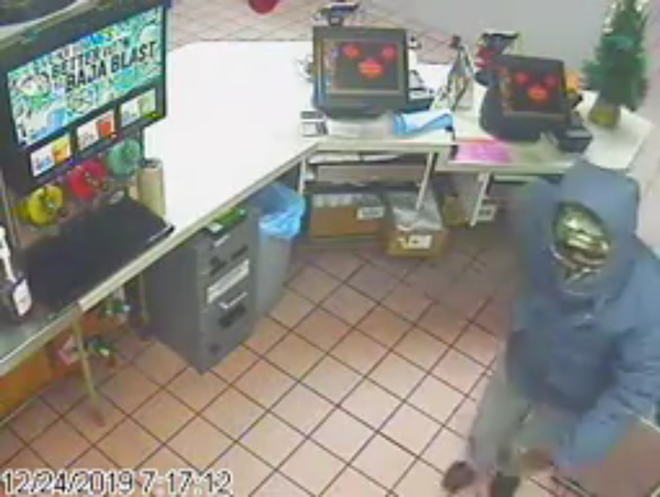 Suspects Sought In Milford Taco Bell Robbery