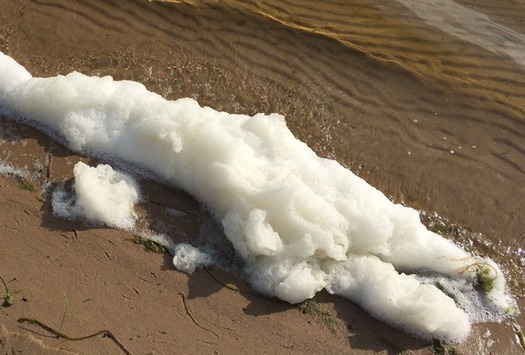 Michigan Residents & Visitors Advised To Avoid Foam On Waterbodies