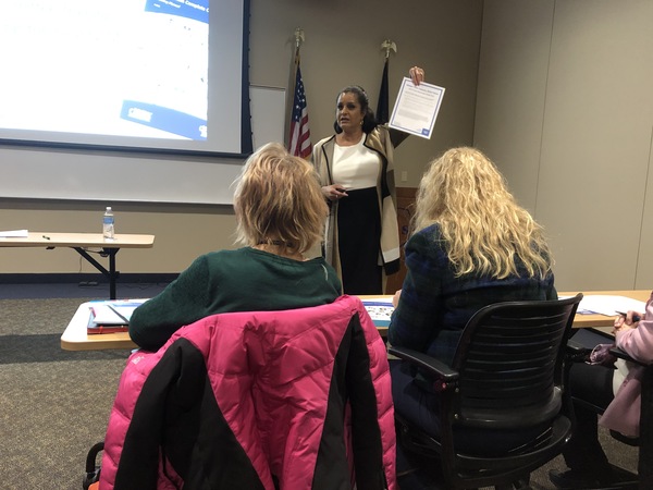 Census Bureau Specialist Visits County Count Committee