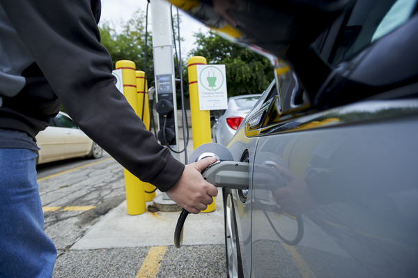 Consumers Energy: 1,500 Fast Charging Stations by End of 2030