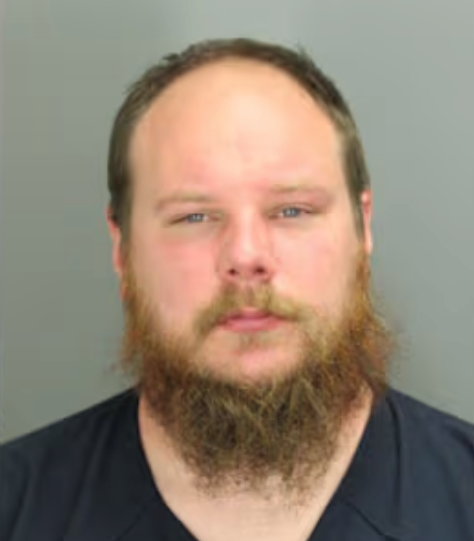 Grand Blanc Man Accused of Luring Ohio Teen to Fenton Motel